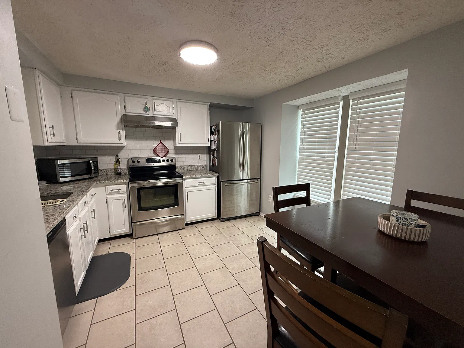 3 bed, 1530 sqft, $2,500 — Photo 4