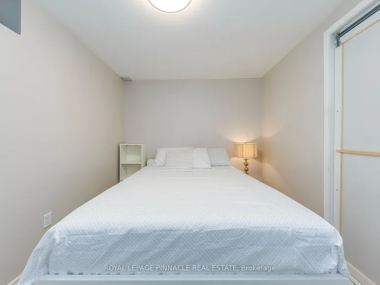 1292 Willowbank Trl #LOWER — Photo 21