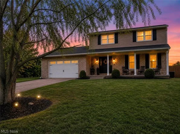 12208 Yuma Cir NW, Uniontown, OH 44685
