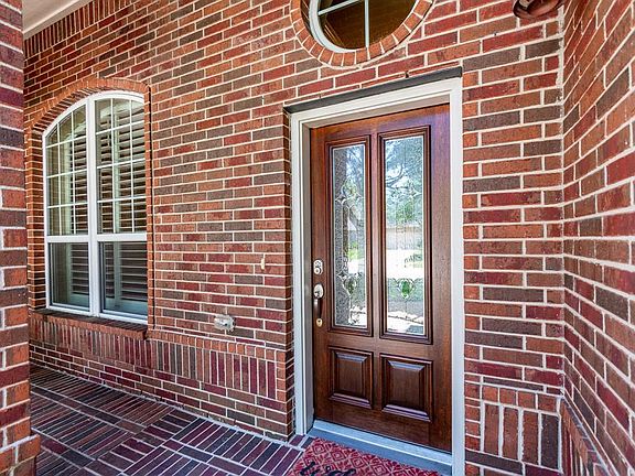 5th image of 17502 Ohio Canal Ct