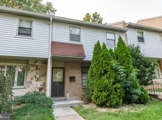 403 Woodside Cir, Dresher, PA 19025