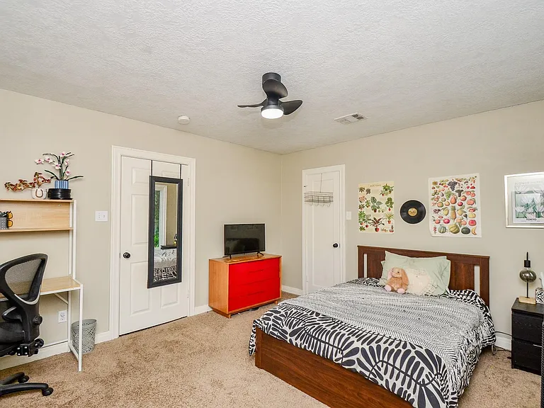 4315 Fernwood Dr — Photo 17