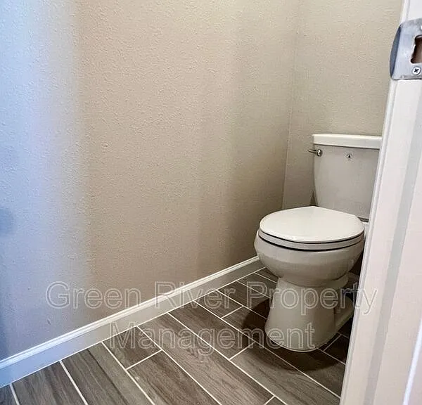 375 Boracay Cir — Photo 24