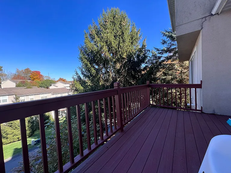 240 Newberry Ln — Photo 33