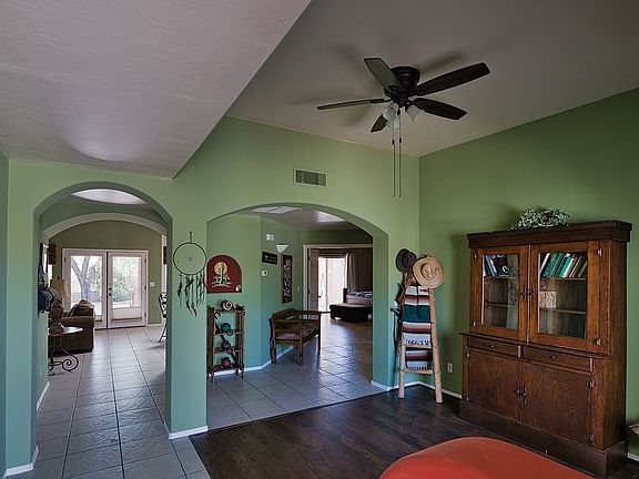4th image of 82 N White Willow Pl