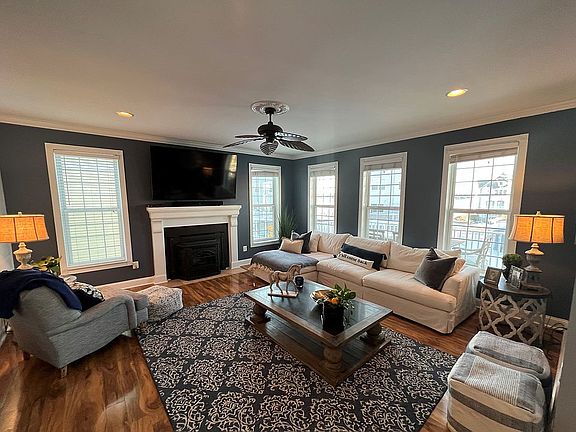 Living Room - Main Floor