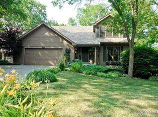 4800 Deepwood Ln, Palatine, IL 60067