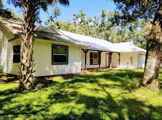 49 Riverbend Dr, Labelle, FL 33935