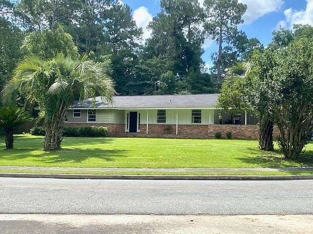 1st image of 1003 Brookhaven Dr