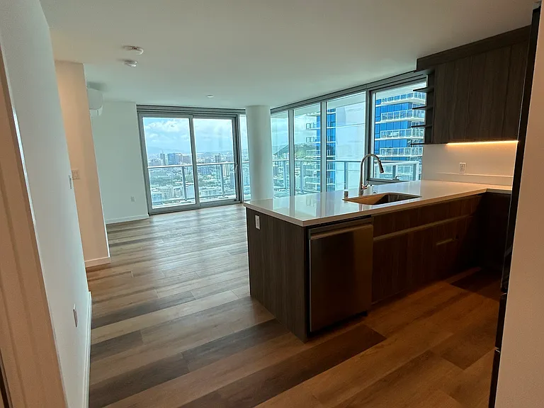 1500 Rycroft St #2300 — Photo 3