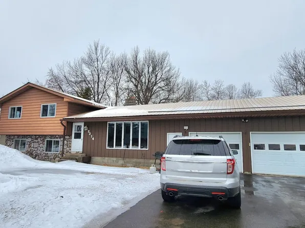 2214 3rd Ave E, International Falls, MN 56649