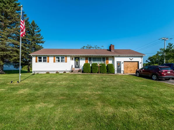 139 Franklin St, Malone, NY 12953