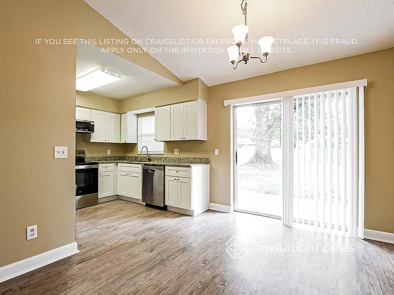 7823 Bitternut Ct — Photo 6