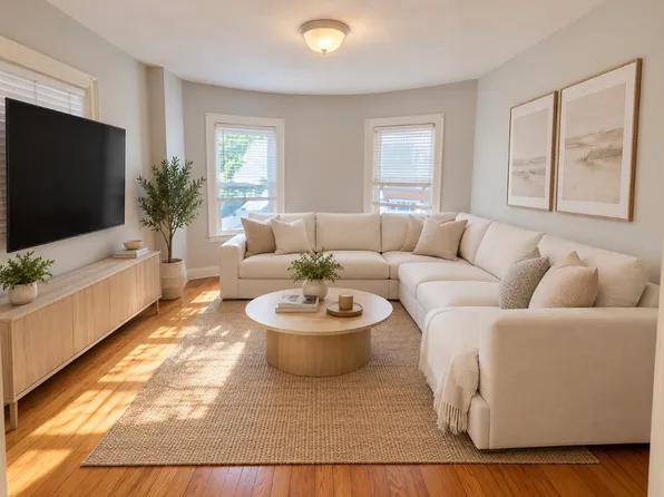 42 Grampian Way Floor 2, Dorchester, MA 02125
