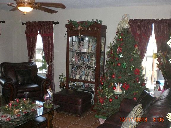 5th image of 2901 Burnet Dr