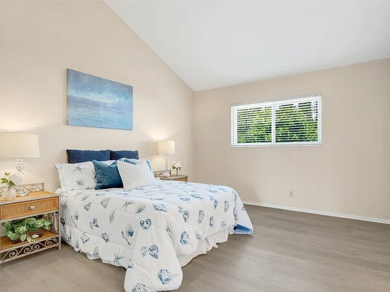 4068 Jeffrey Dr — Photo 4