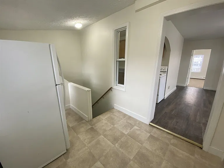 22 Ferry St #2 — Photo 23