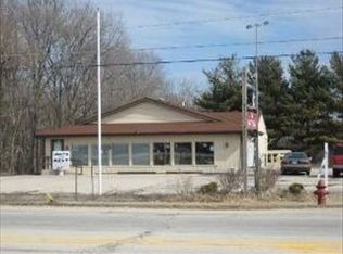 1196 S Division St, Harvard, IL 60033