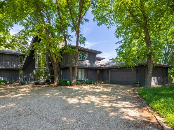 3071 E 1000 N, La Porte, IN 46350