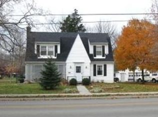 819 Nowlin Ave, Greendale, IN