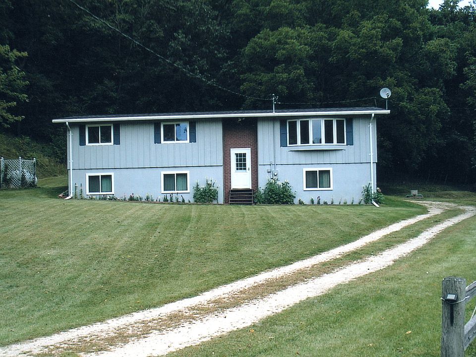 Front entrance with walk out basement
