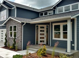 17700 Spruce Way, Lynnwood, WA 98037