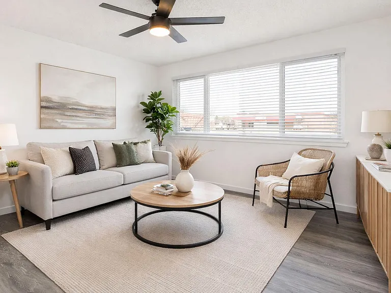 Oakwood Bend | Staged Living Room