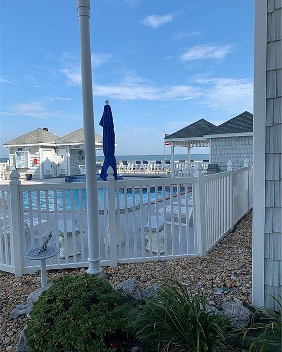 1st image of 2316 Beach Haven Dr APT 102