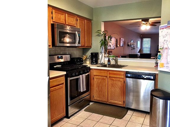 5th image of 705 Lindsley Ct