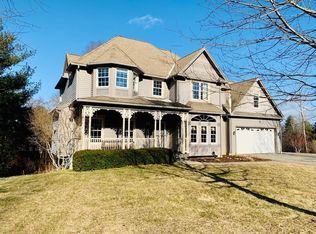 40 Summerfield Rd, Amherst, MA 01002