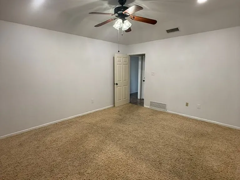 1717 Pemelton Dr — Photo 11