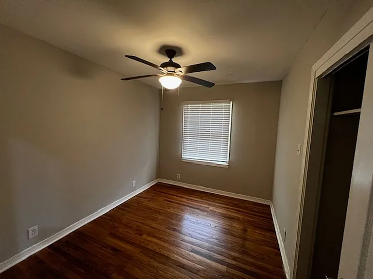 5323 Forest Park Dr — Photo 8