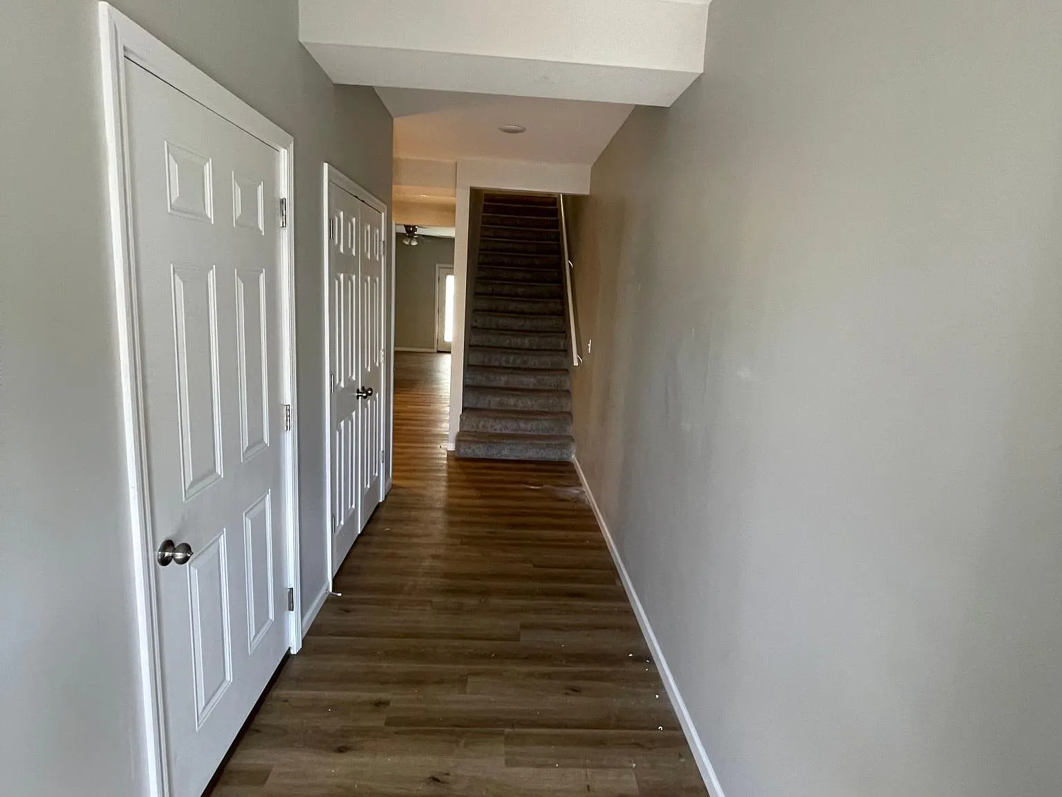 3 bed, 2.5 bath, 1600 sqft, $1,450 — Photo 3