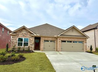 128 Ranna Dr, Huntsville, AL 35811