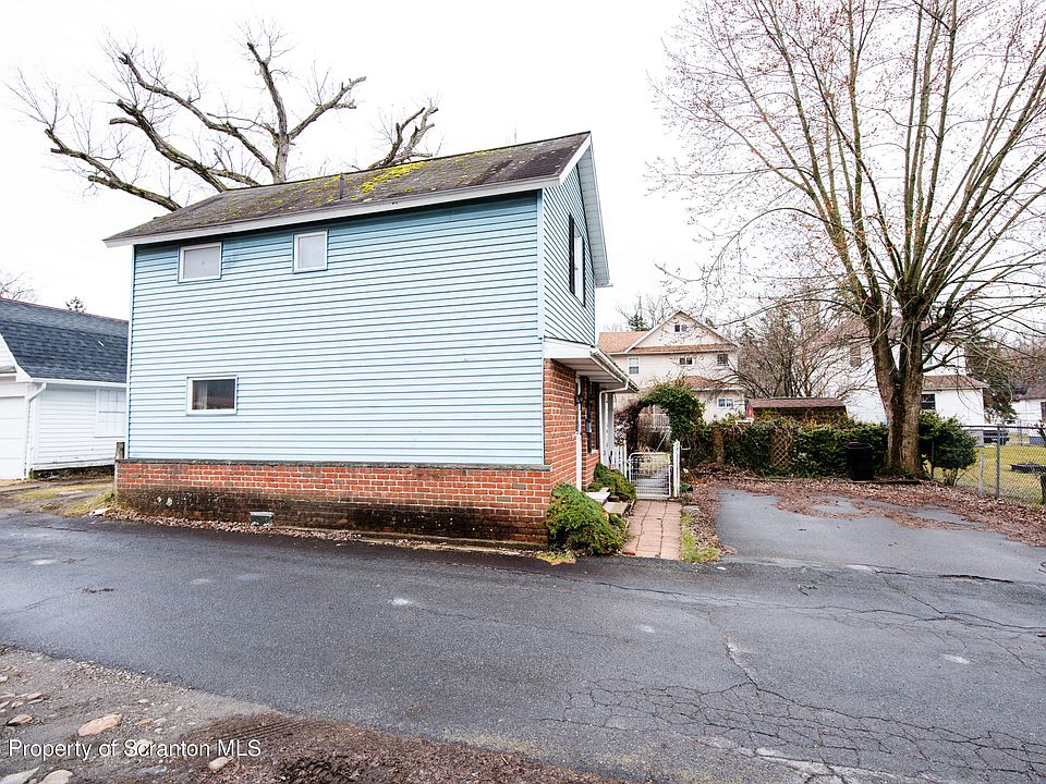 1119 Springbrook Ave Moosic PA Zillow