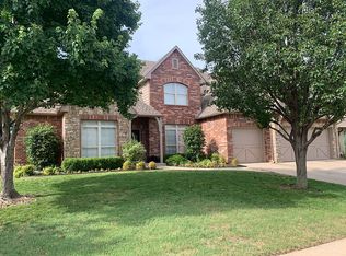 8749 E 105th Pl, Tulsa, OK 74133