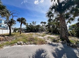 126 Palermo Cir, Fort Myers Beach, FL 33931