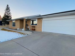 5702 Ravella Dr, Farmington, NM 87402