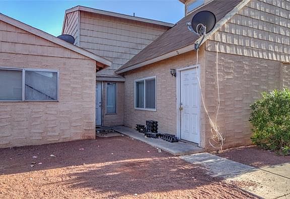 5th image of 5228 Garden Ln APT A