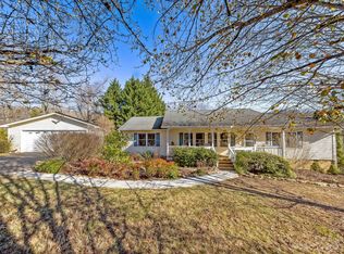 367 Big Cove Rd, Candler, NC 28715