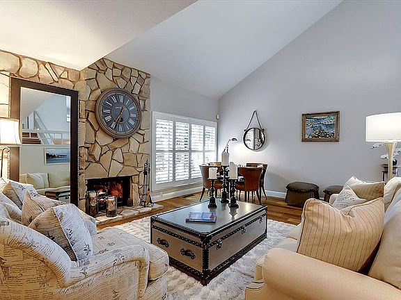 3rd image of 5961 Fiddletown Pl