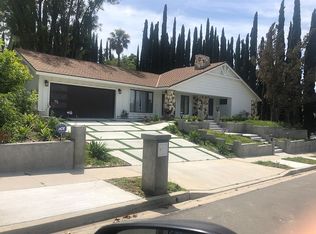 877 Emerson St, Thousand Oaks, CA 91362