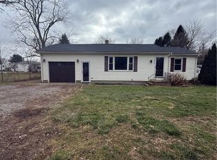 4450 Morefield Rd, Hermitage, PA 16148