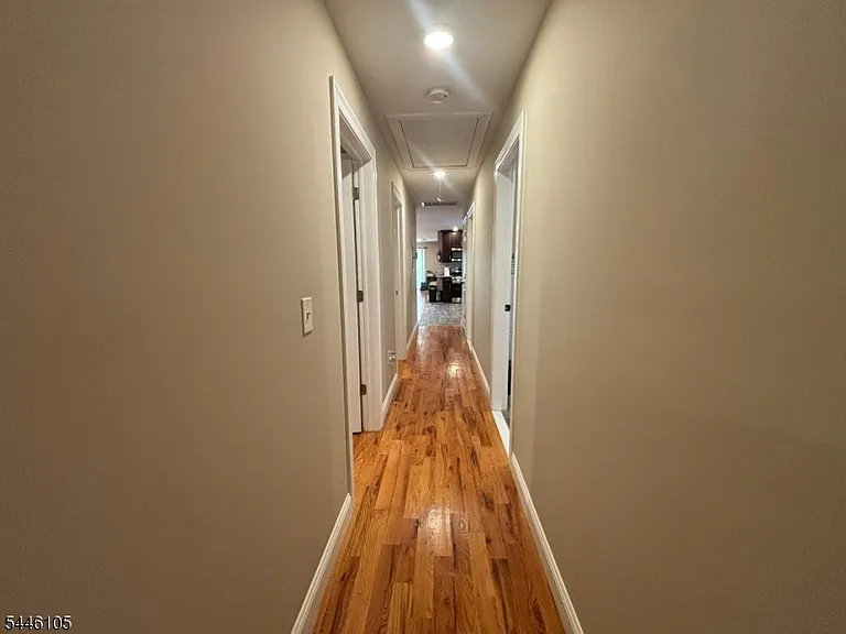 850 Rebecca Pl — Photo 5