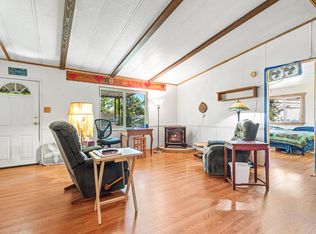 939 S Valley View Rd UNIT 8, Ashland, OR 97520