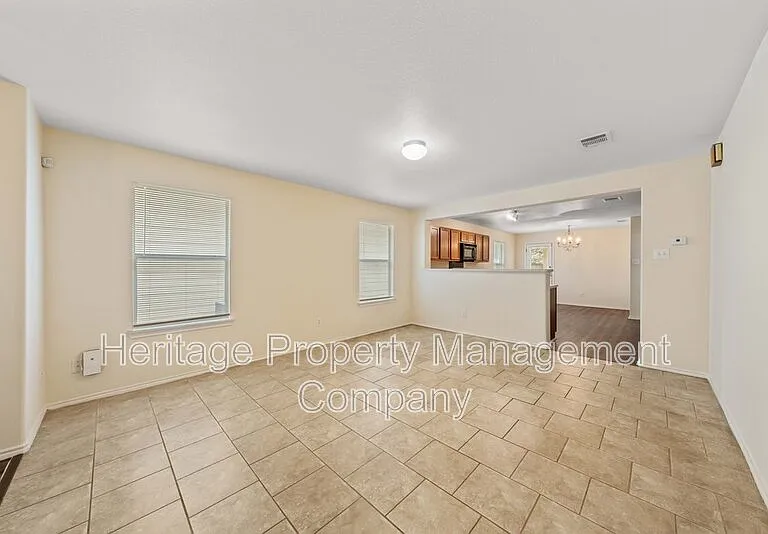 6402 Candleview Ct — Photo 7