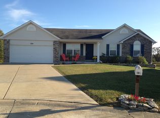 189 Whitetail Crossing Dr, Troy, MO 63379