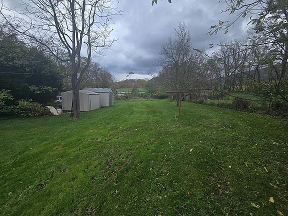 4th image of 290 Roma Rd