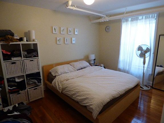 4th image of 2440 29th St APT 1