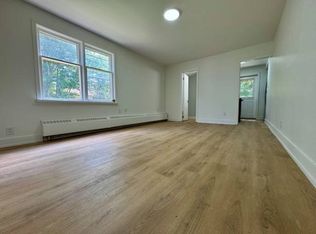8 Peel St #6, Barrie, ON L4M 3K8